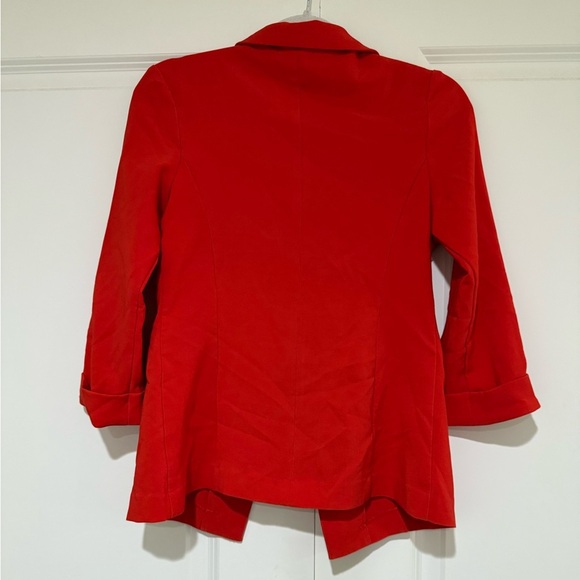 HAVE Los Angeles Red open front Blazersz M runs more like a small - Picture 2 of 4